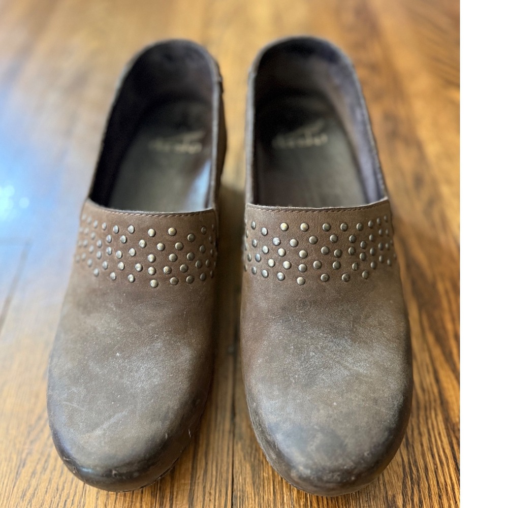 Dansko Brown Leather Studded Clogs Block Heel Slip On Shoes Womens 38